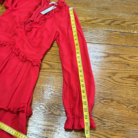 Mi Ami by Francesca’s red ruffle mini dress.  New with tags. Size Medium. - Picture 7 of 13